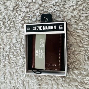 Steve Madden Genuine Leather trifold wallet - Brown. New